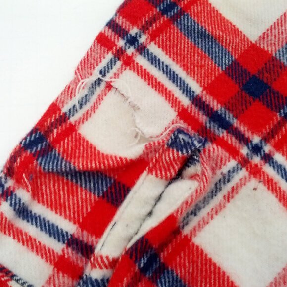 Vintage soft distressed red white blue plaid flannel long sleeve button shirt - Picture 2 of 11